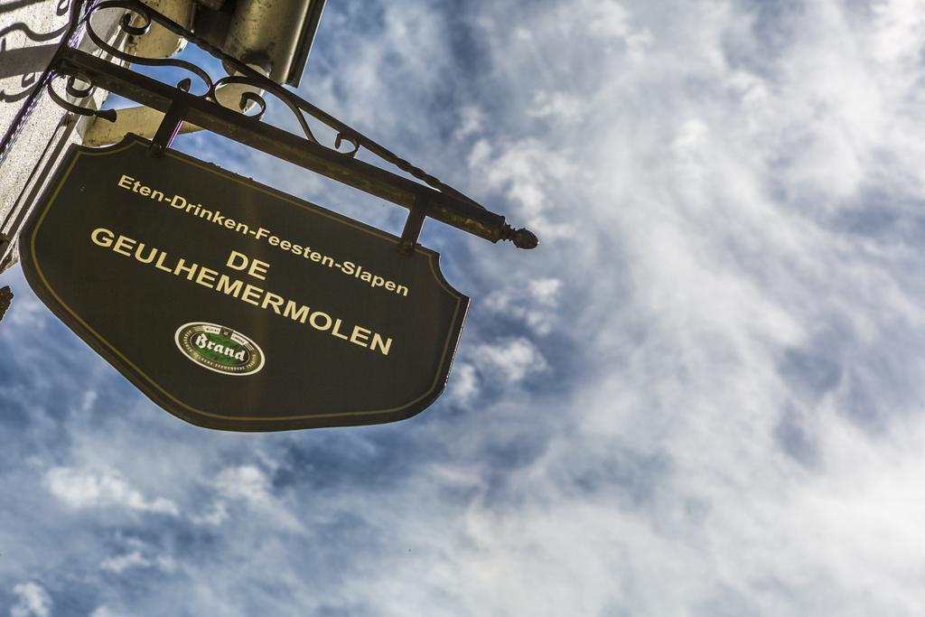 Tavern De Geulhemermolen Hotel Berg en Terblijt Exterior foto